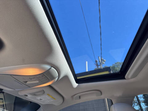 2016 Infiniti Q70 Hybrid