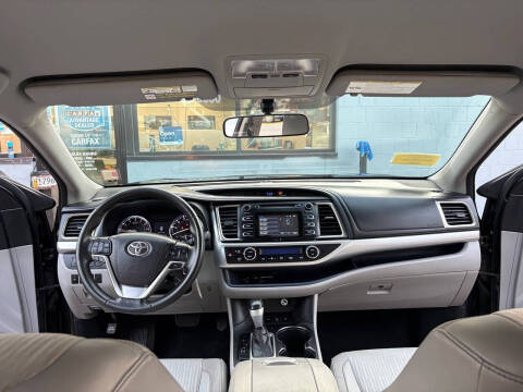 2015 Toyota Highlander LE Plus
