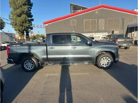 2020 Chevrolet Silverado 1500 for sale at Used Cars Fresno in Clovis CA