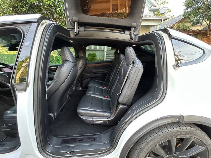 2020 Tesla Model X Long Range