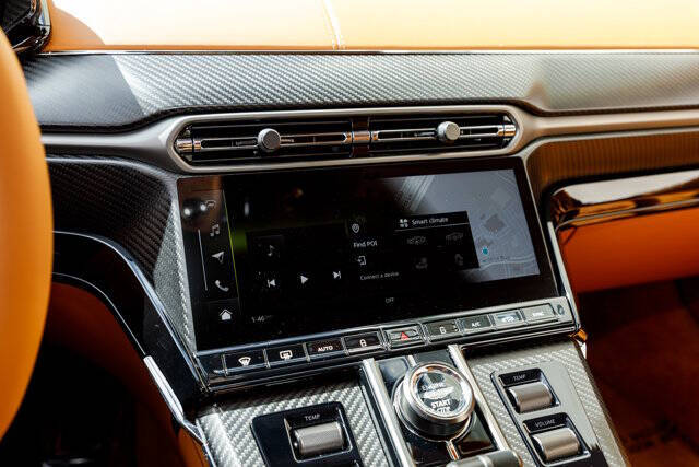 2026 Aston Martin Vantage