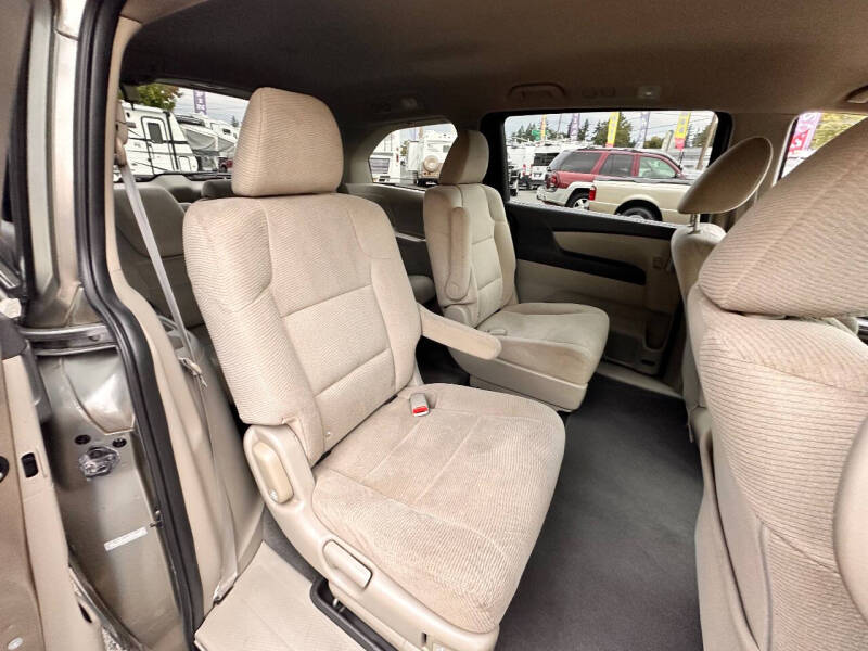 2011 Honda Odyssey LX