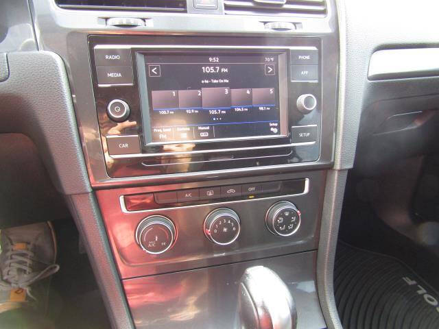 2018 Volkswagen Golf SportWagen