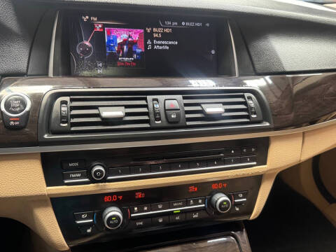 2015 BMW 5 Series 528i