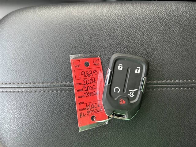 2024 GMC Terrain SLT