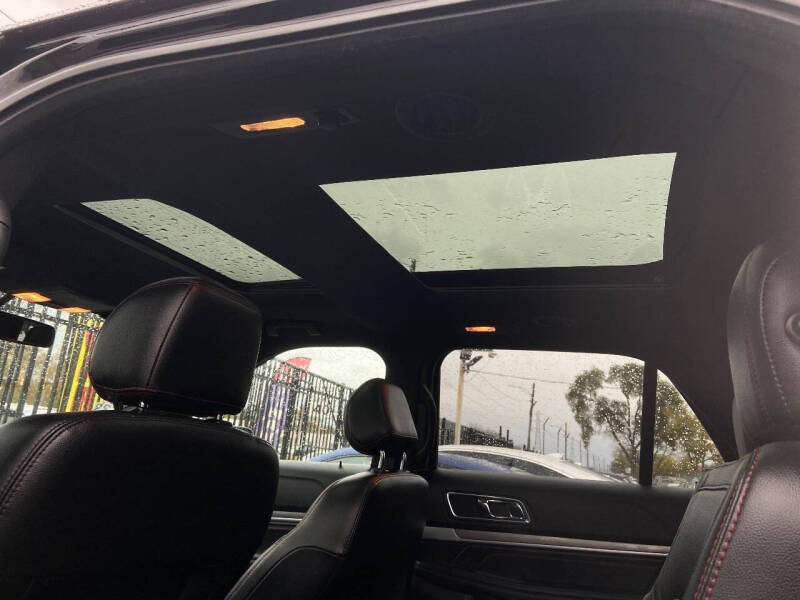 2017 Ford Explorer Sport