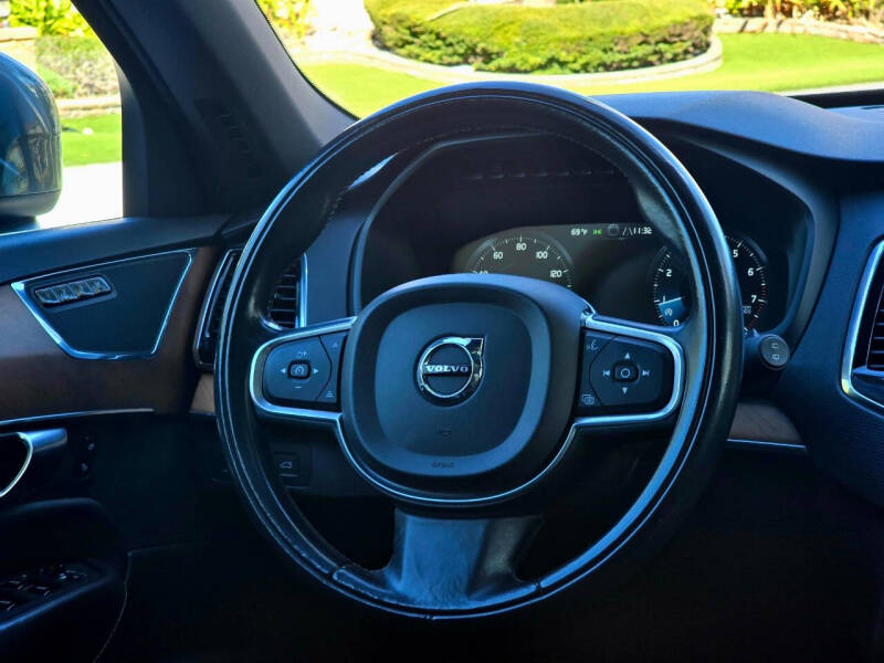 2017 Volvo XC90 T6 Inscription