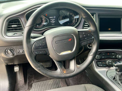 2018 Dodge Challenger SXT
