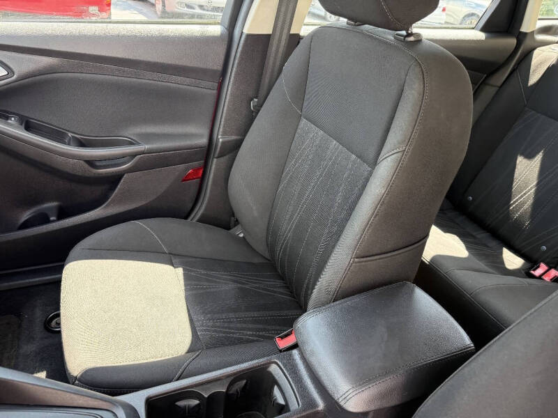 2015 Ford Focus SE