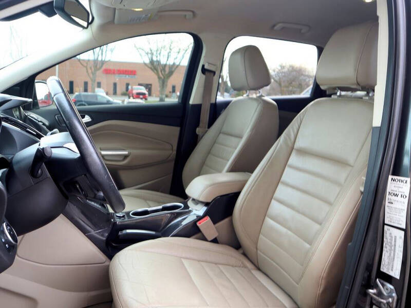 2024 Ford Escape Platinum