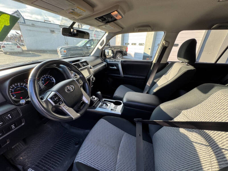 2016 Toyota 4Runner SR5