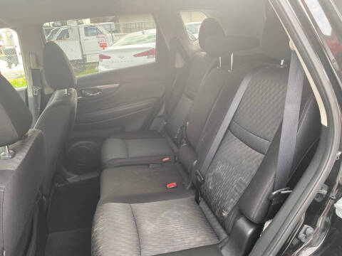 2018 Nissan Rogue SV