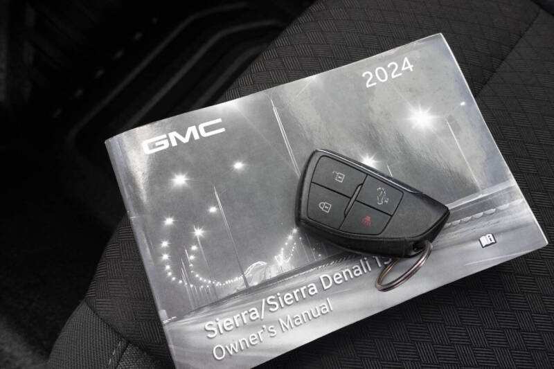 2024 GMC Sierra 1500 Pro