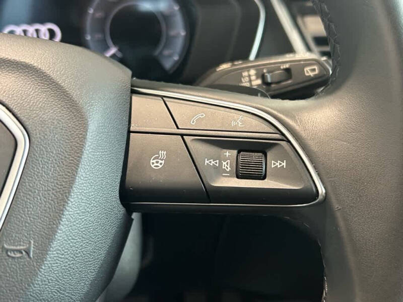 2025 Audi Q5 e quattro S line Premium 55 TFSI