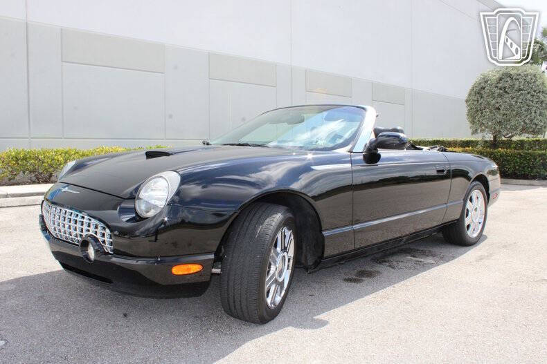 2005 Ford Thunderbird Deluxe