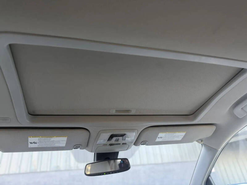 2019 Toyota Sienna XLE 8-Passenger