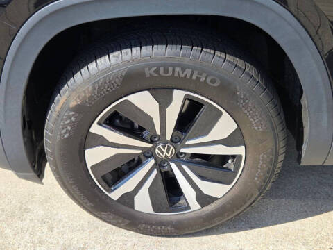 2024 Volkswagen Atlas SE