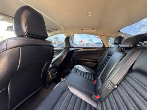 2020 Ford Fusion SEL