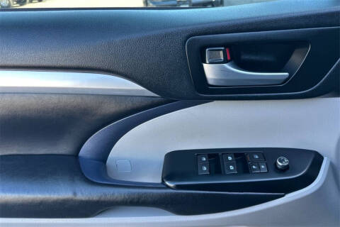 2017 Toyota Highlander XLE