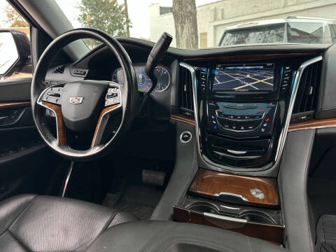 2017 Cadillac Escalade ESV Premium Luxury