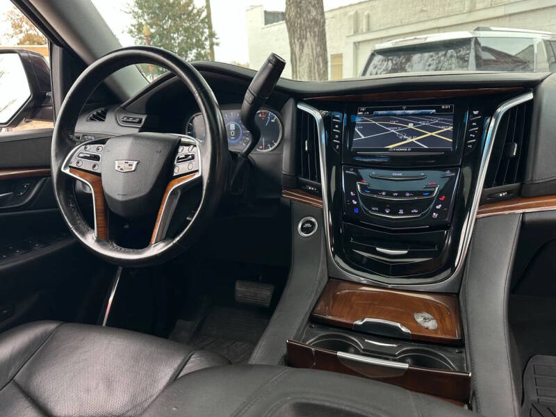 2017 Cadillac Escalade ESV Premium Luxury