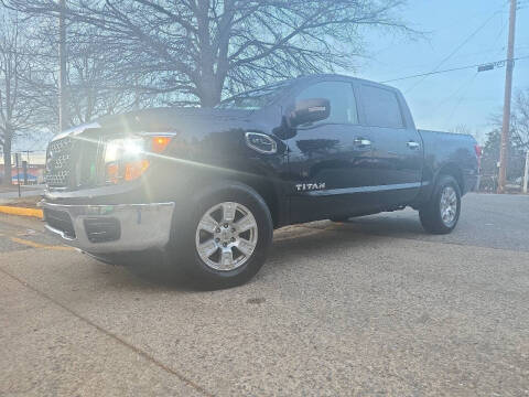 2017 Nissan Titan SV