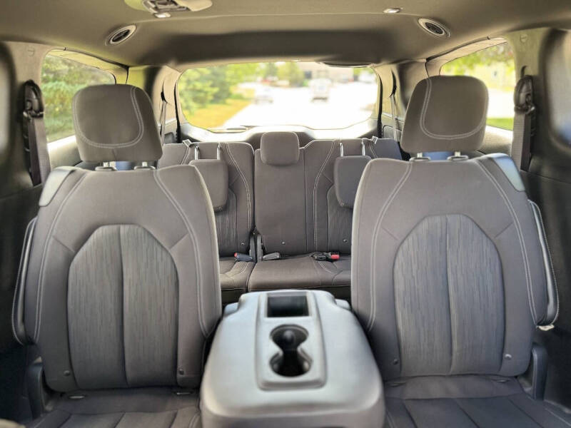 2020 Chrysler Pacifica Touring