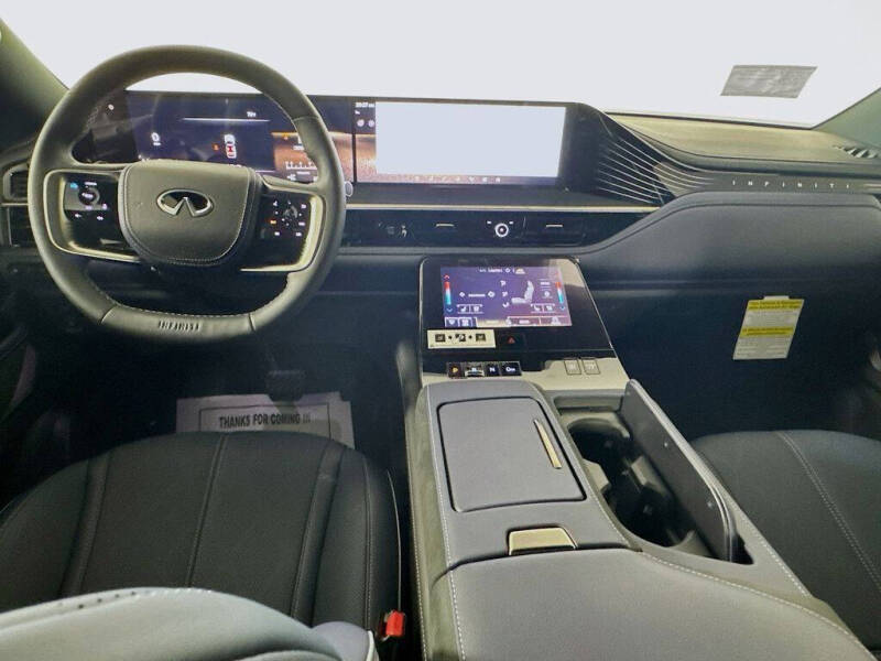 2026 Infiniti QX80 Sport