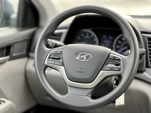 HyundaiElantra32