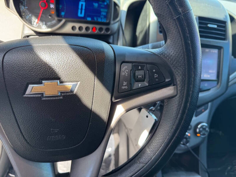2016 Chevrolet Sonic LT Manual