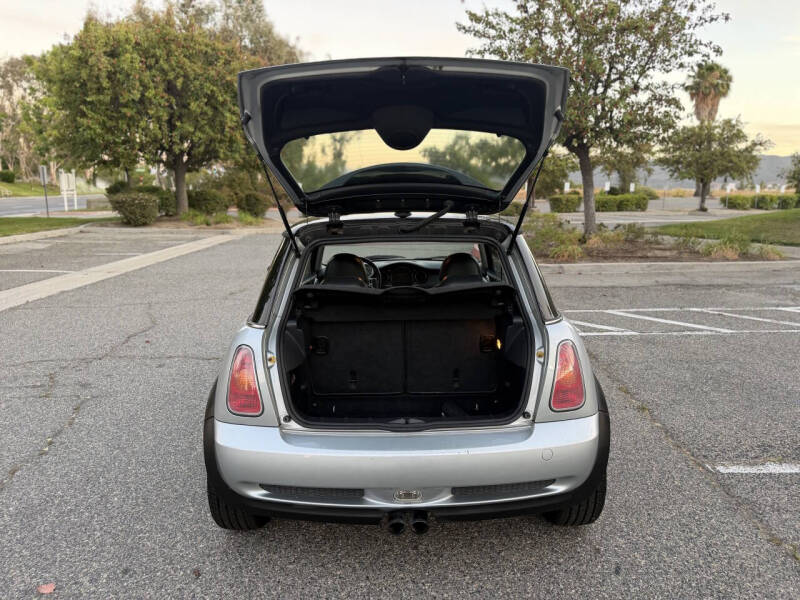 2004 MINI Cooper S