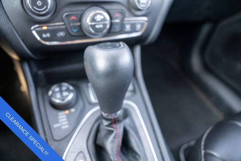 2020 Jeep Cherokee Trailhawk