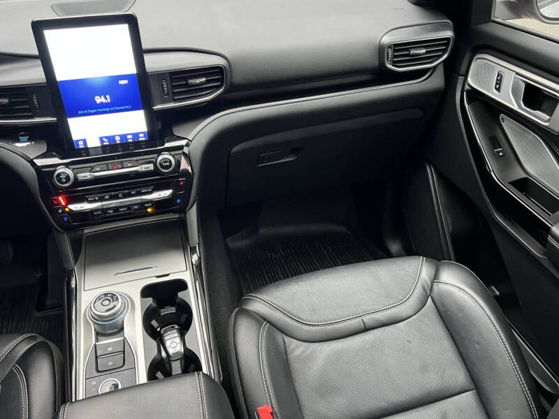 2023 Ford Explorer ST