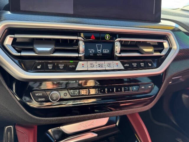 2024 BMW X4 xDrive30i