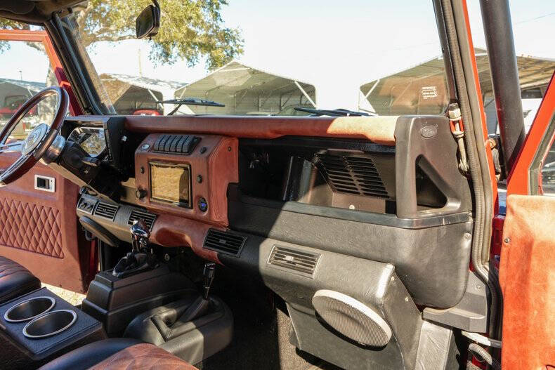 1991 Land Rover Defender