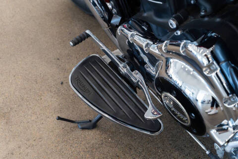 2015 Triumph Thunderbird
