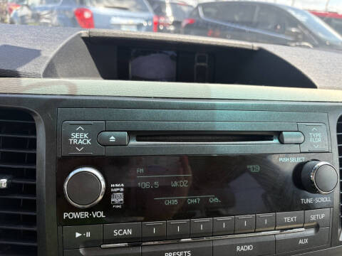 2011 Toyota Sienna XLE 8-Passenger