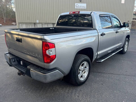 2017 Toyota Tundra SR5