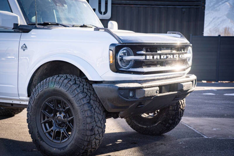 2024 Ford Bronco Outer Banks
