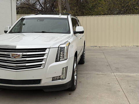 2017 Cadillac Escalade ESV Premium Luxury