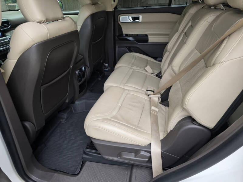 2020 Ford Explorer Platinum