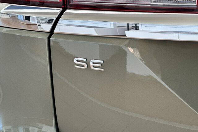 2025 Volkswagen Atlas SE