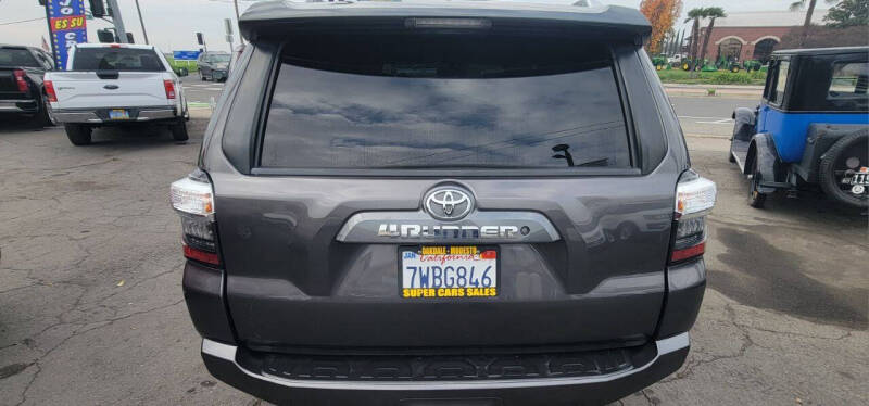 2017 Toyota 4Runner SR5