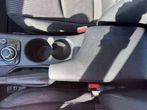 2015 Mazda MAZDA3 i Touring