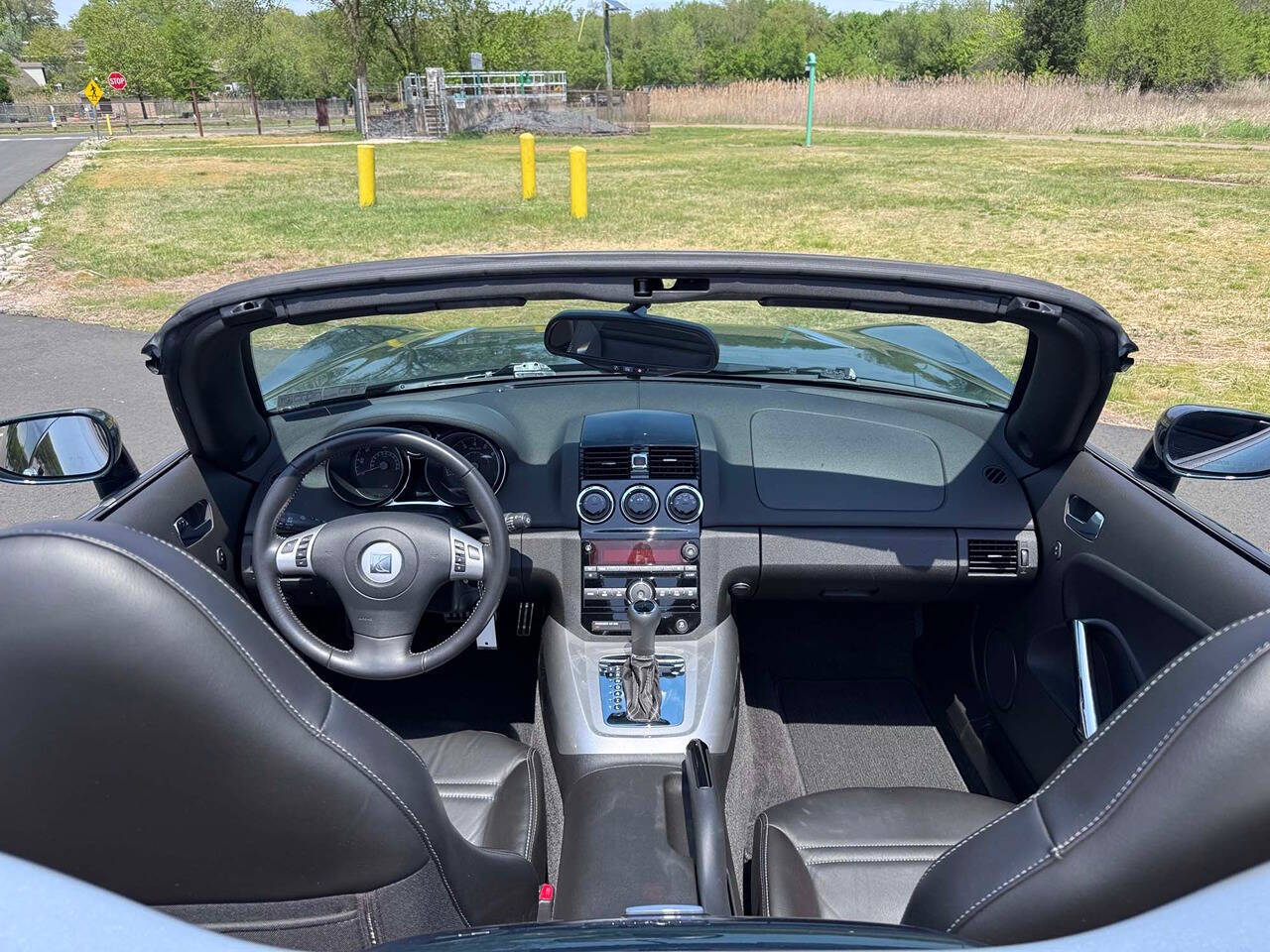 2008 Saturn SKY 22