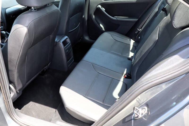 2012 Volkswagen Jetta