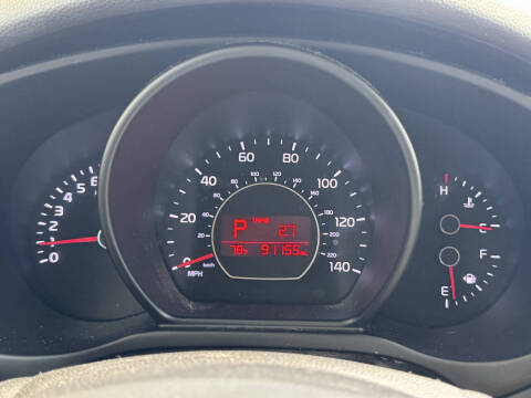 2017 Kia Soul +