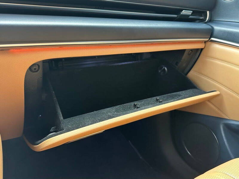 2023 Genesis GV80 2.5T