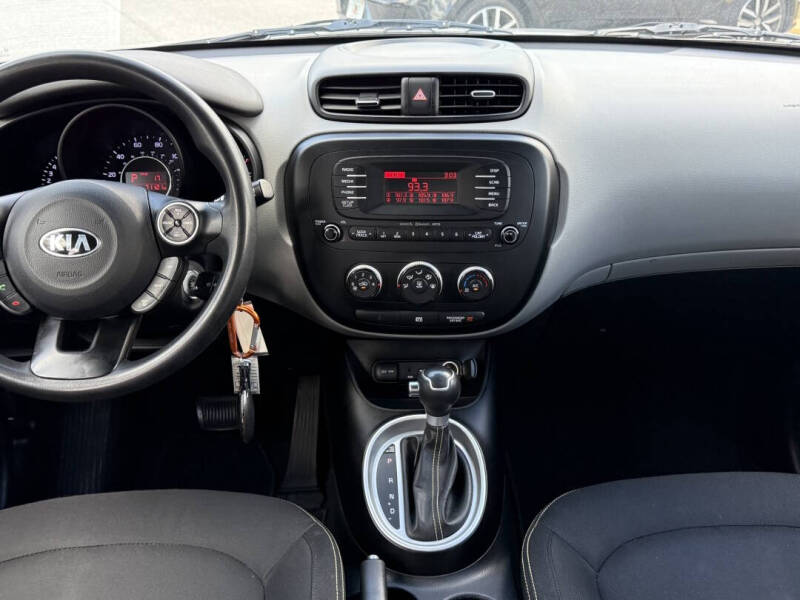 2015 Kia Soul +