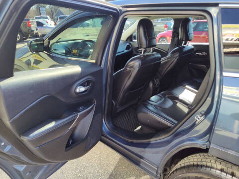2019 Jeep Cherokee Latitude Plus